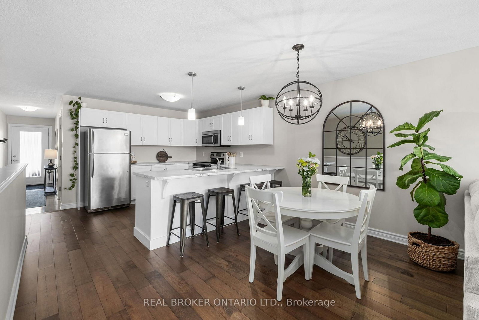 342 Honeyborne Street • Almonte, ON photo 11
