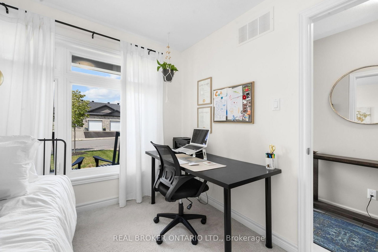 342 Honeyborne Street • Almonte, ON photo 6