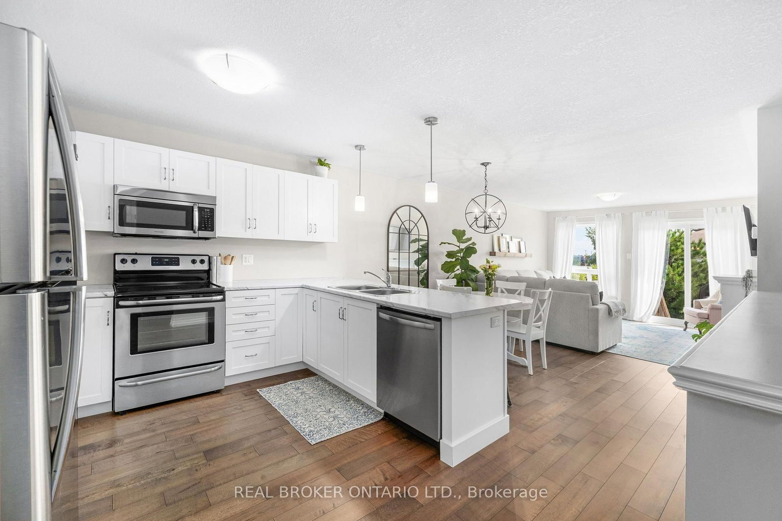 342 Honeyborne Street • Almonte, ON photo 7