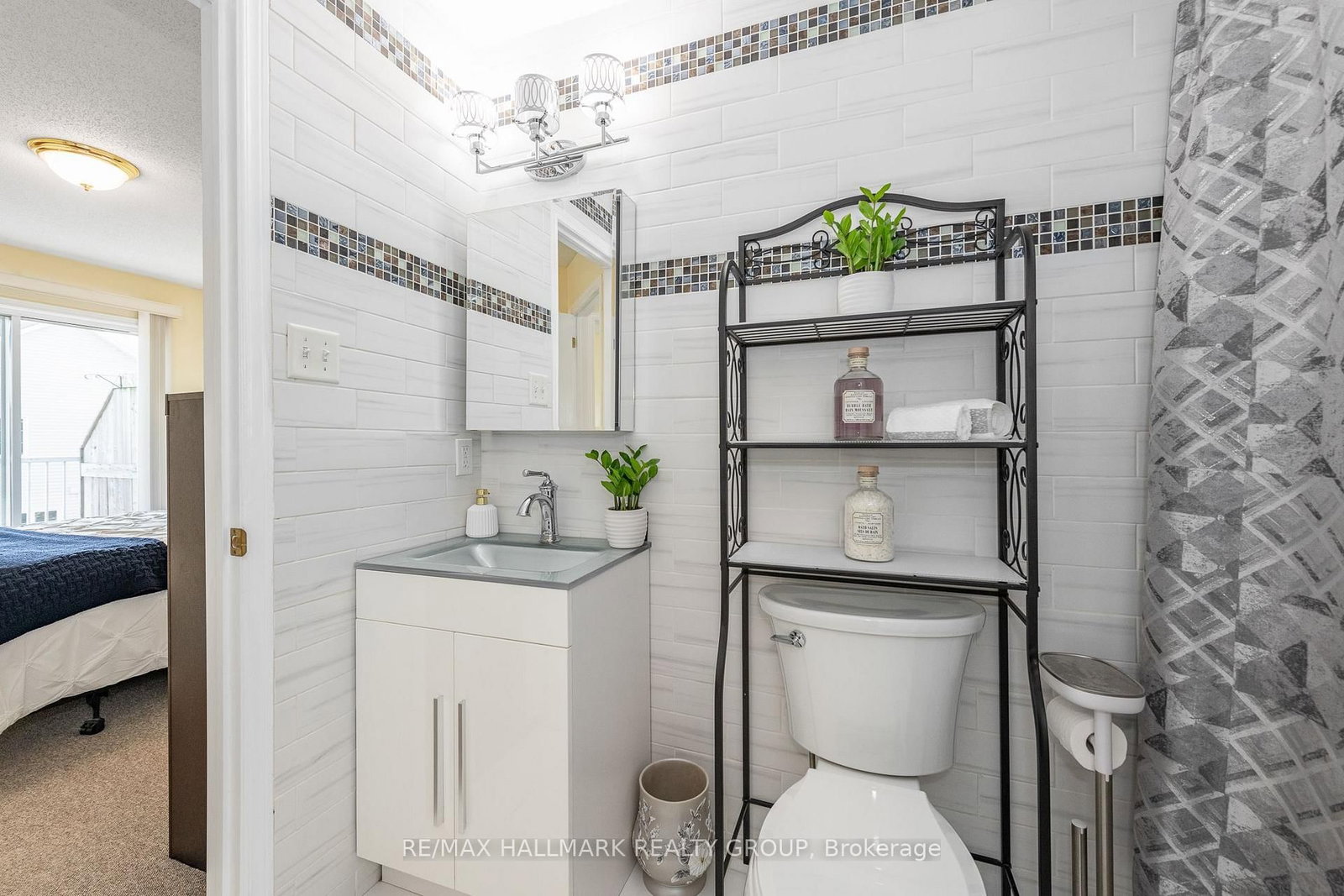 1715 Blohm Drive • Ottawa, ON photo 33
