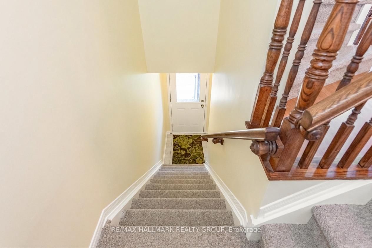 1715 Blohm Drive • Ottawa, ON photo 4