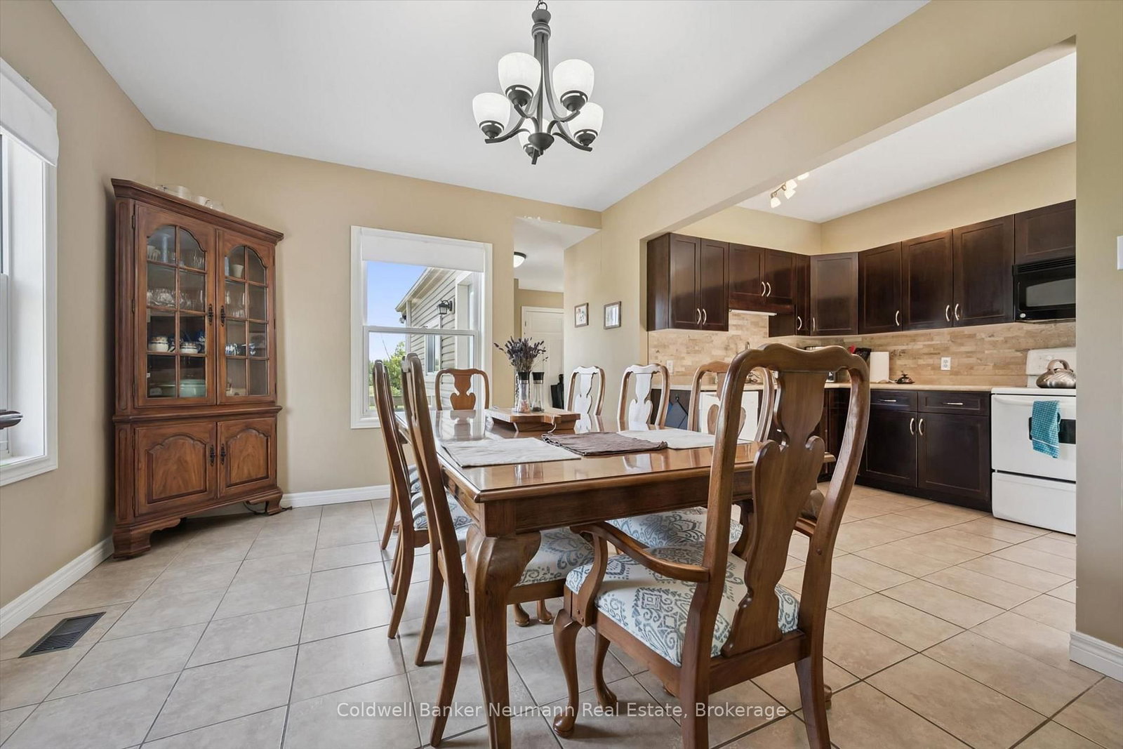 527 Stone Road E • Guelph, ON photo 13