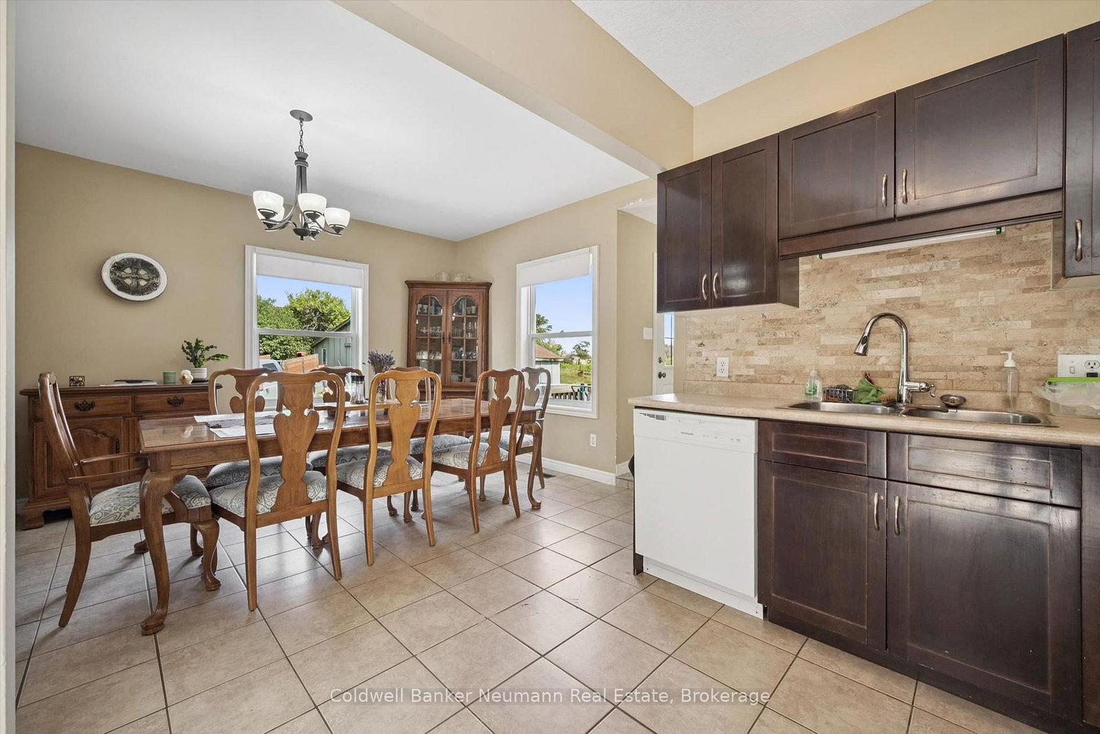 527 Stone Road E • Guelph, ON photo 21