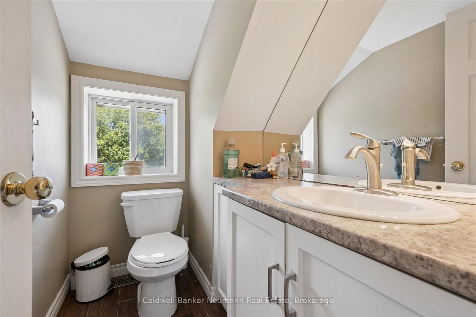 527 Stone Road E • Guelph, ON photo 28