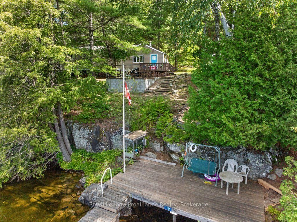 1138 Helen Lane • Mountain Grove, ON photo 9