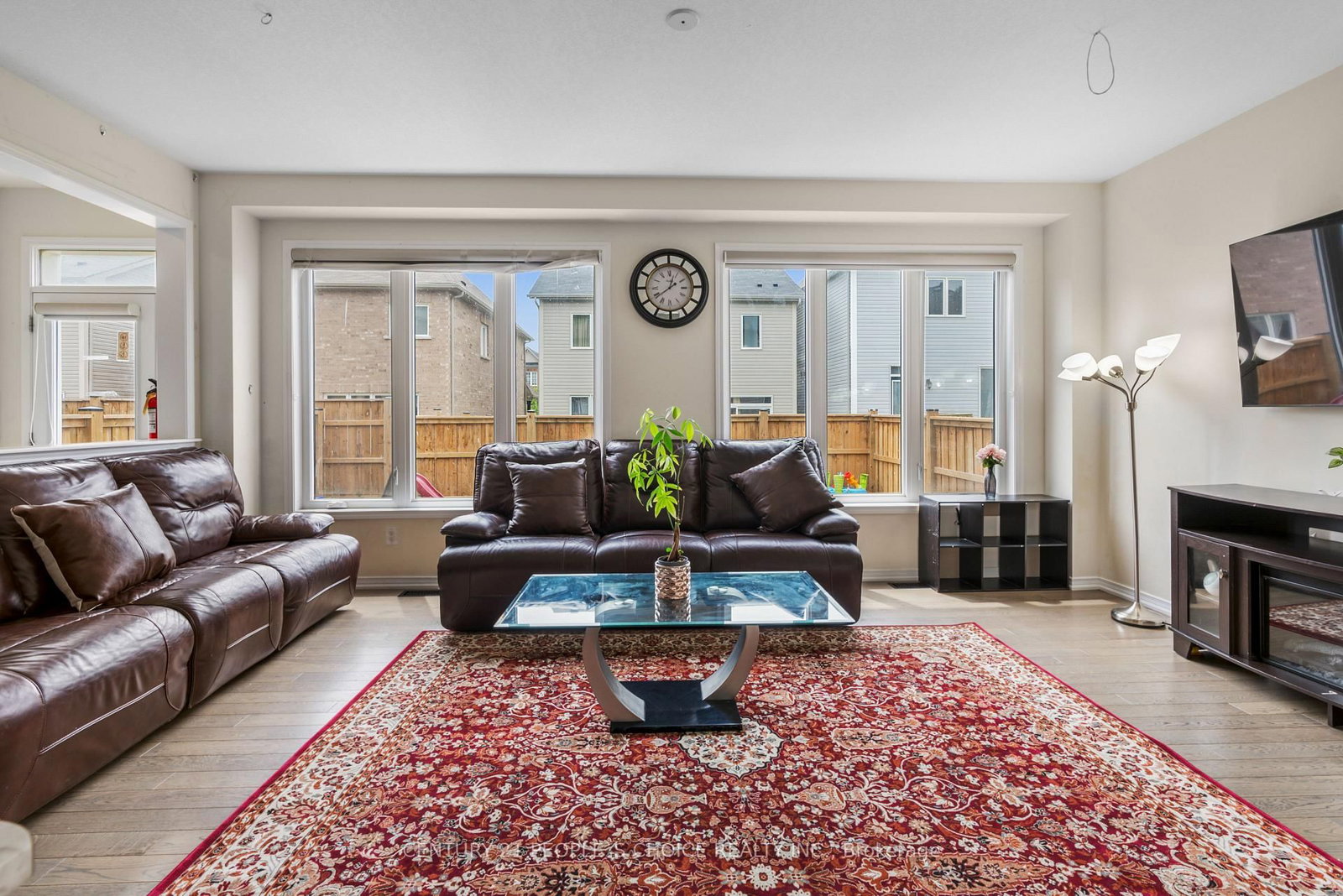 8670 Chickory Trail • Niagara Falls, ON photo 16