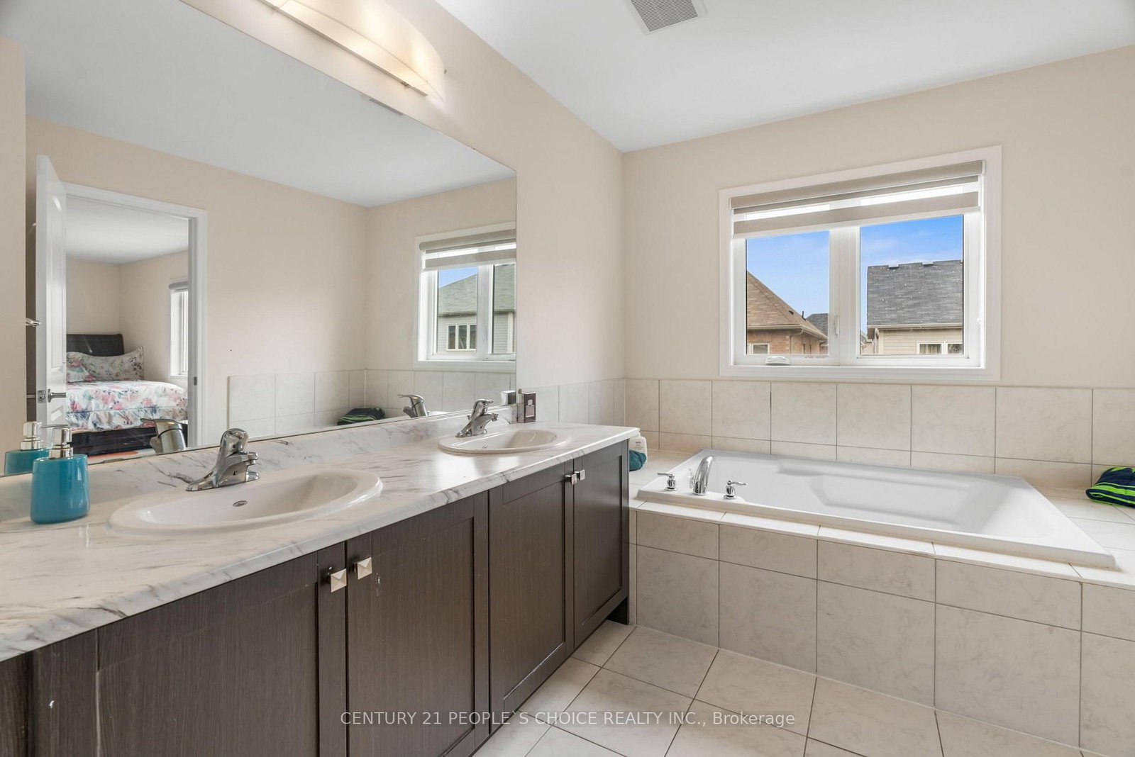 8670 Chickory Trail • Niagara Falls, ON photo 31