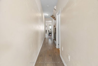 8670 Chickory Trail • Niagara Falls, ON photo 6