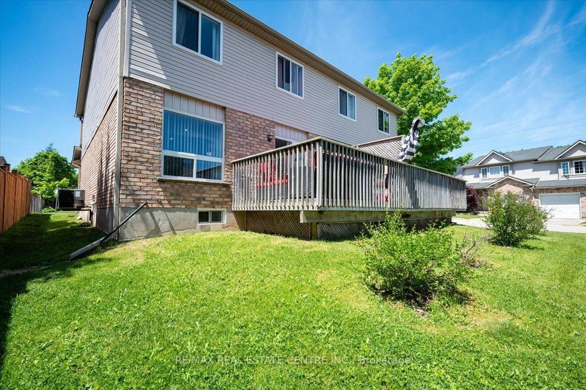 84 Westmeadow Drive • #1 • Kitchener, ON photo 38