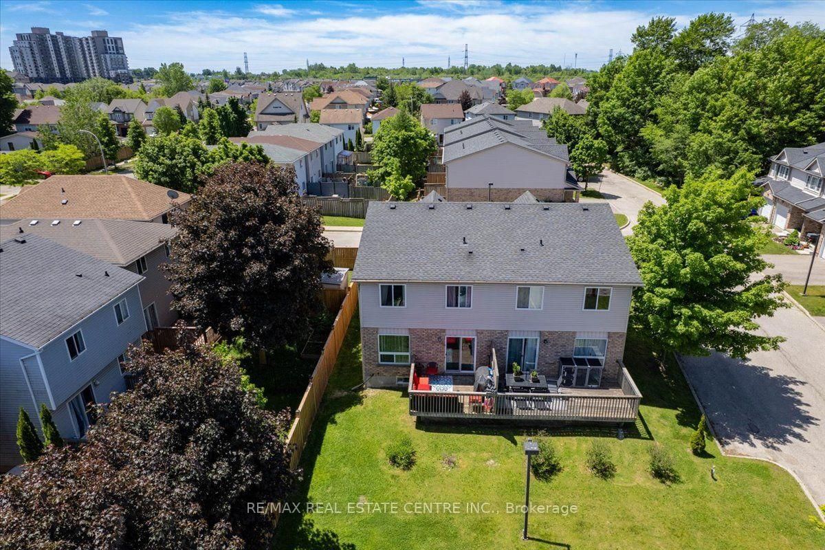 84 Westmeadow Drive • #1 • Kitchener, ON photo 41
