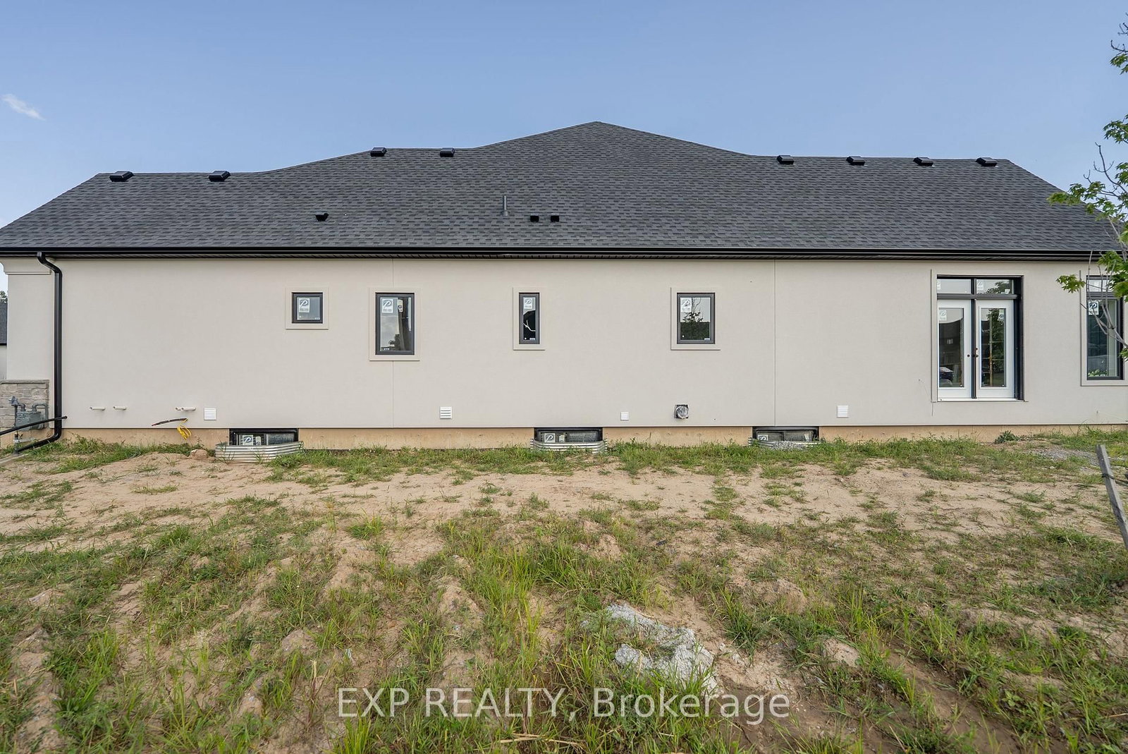 3589 Whispering Woods Trail • Fort Erie, ON photo 17