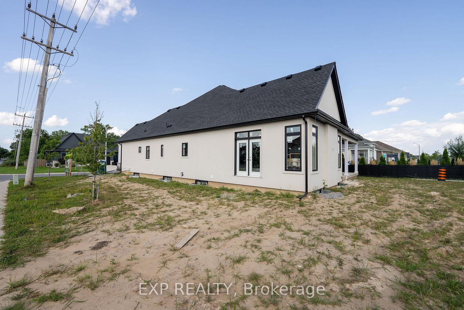 3589 Whispering Woods Trail • Fort Erie, ON photo 18