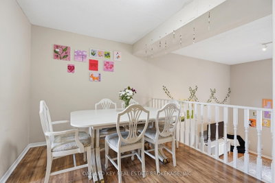 18 Chapman Court • London North, ON photo 6