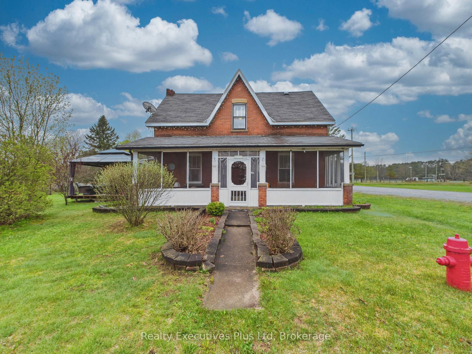 16 Albert Street • Sundridge, ON photo 2