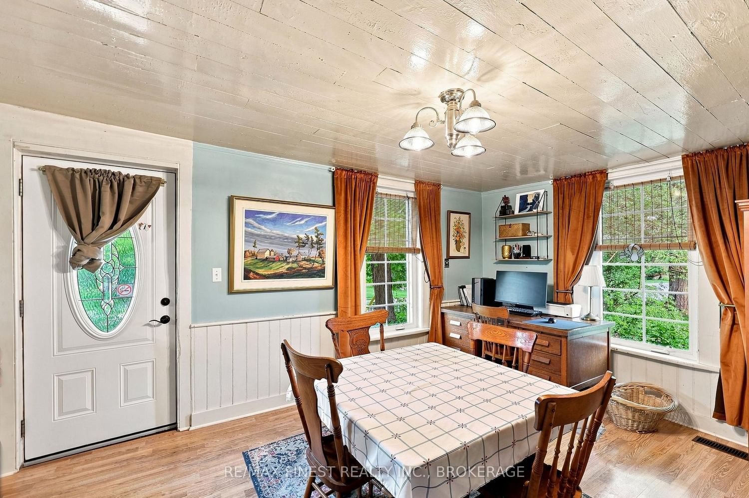 3286 COUNTY ROAD 6 • Yarker, ON photo 18