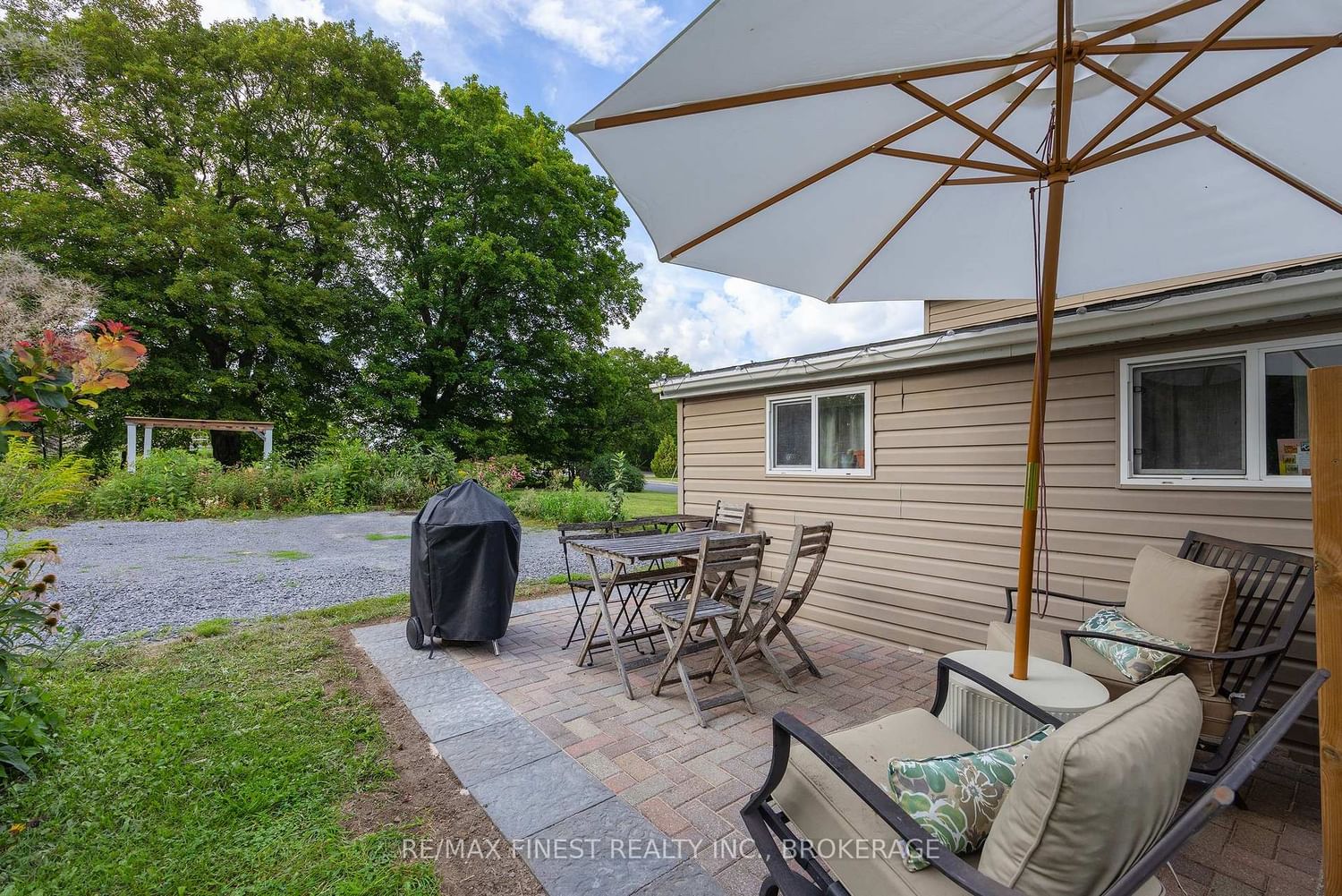 3286 COUNTY ROAD 6 • Yarker, ON photo 43