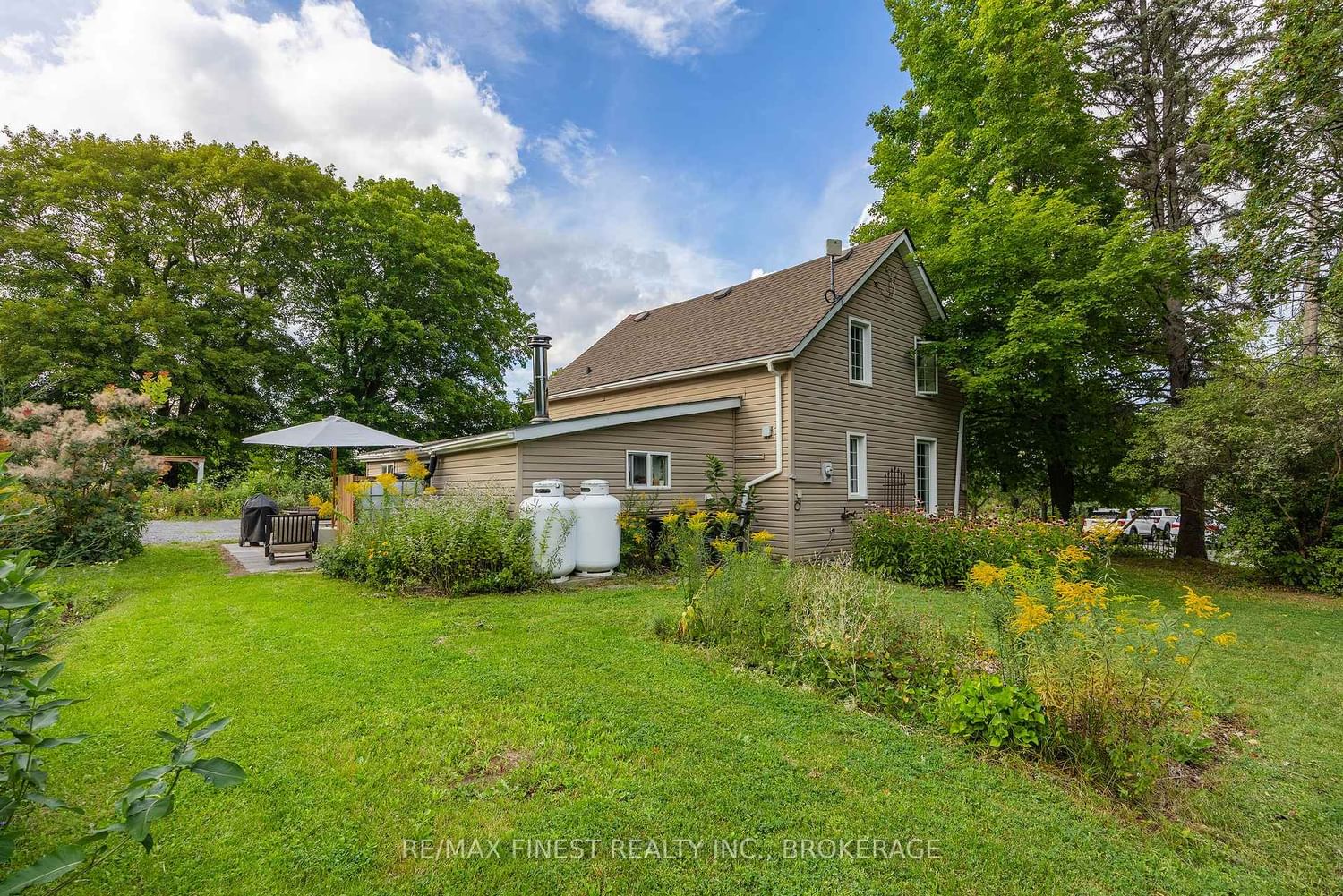 3286 COUNTY ROAD 6 • Yarker, ON photo 47