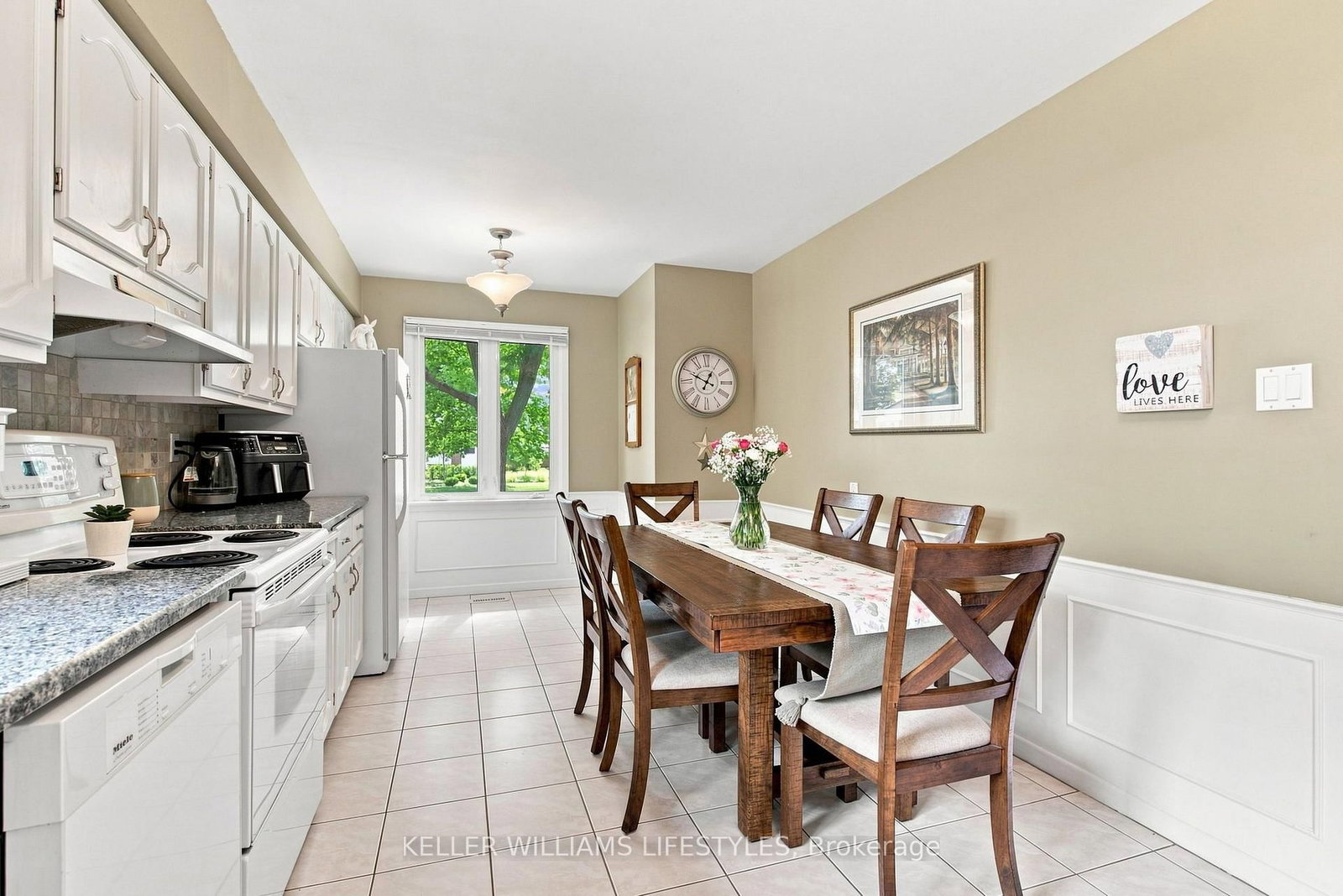 65 Villeneuve Crescent • London East, ON photo 9