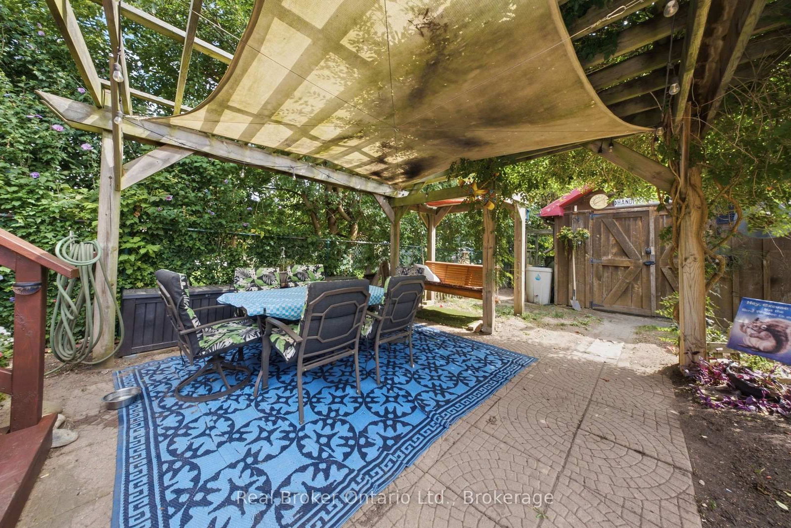 69 Arthur Street • Brantford, ON photo 32