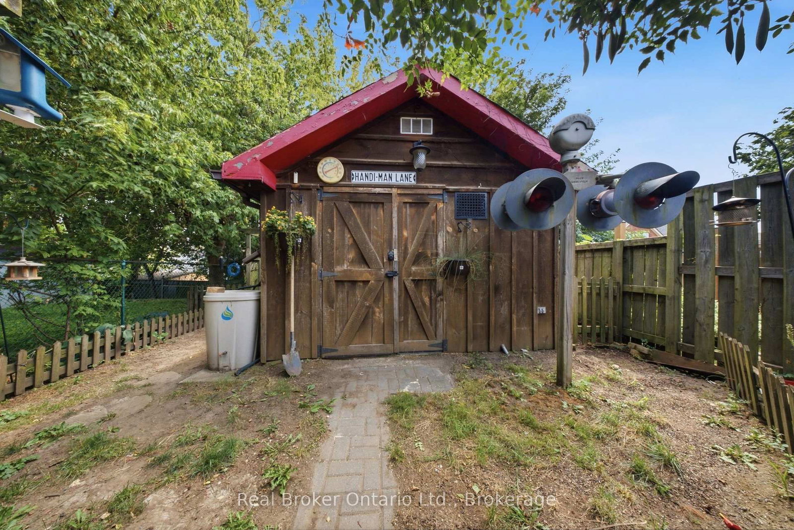 69 Arthur Street • Brantford, ON photo 33