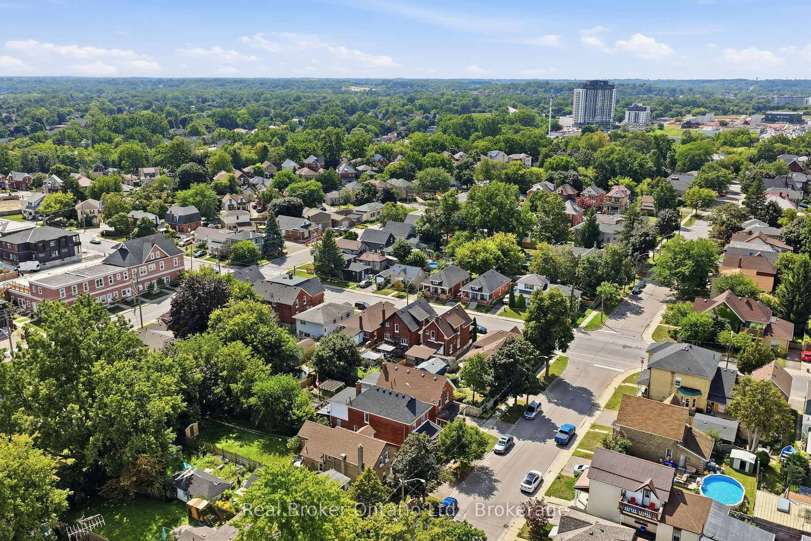 69 Arthur Street • Brantford, ON photo 37