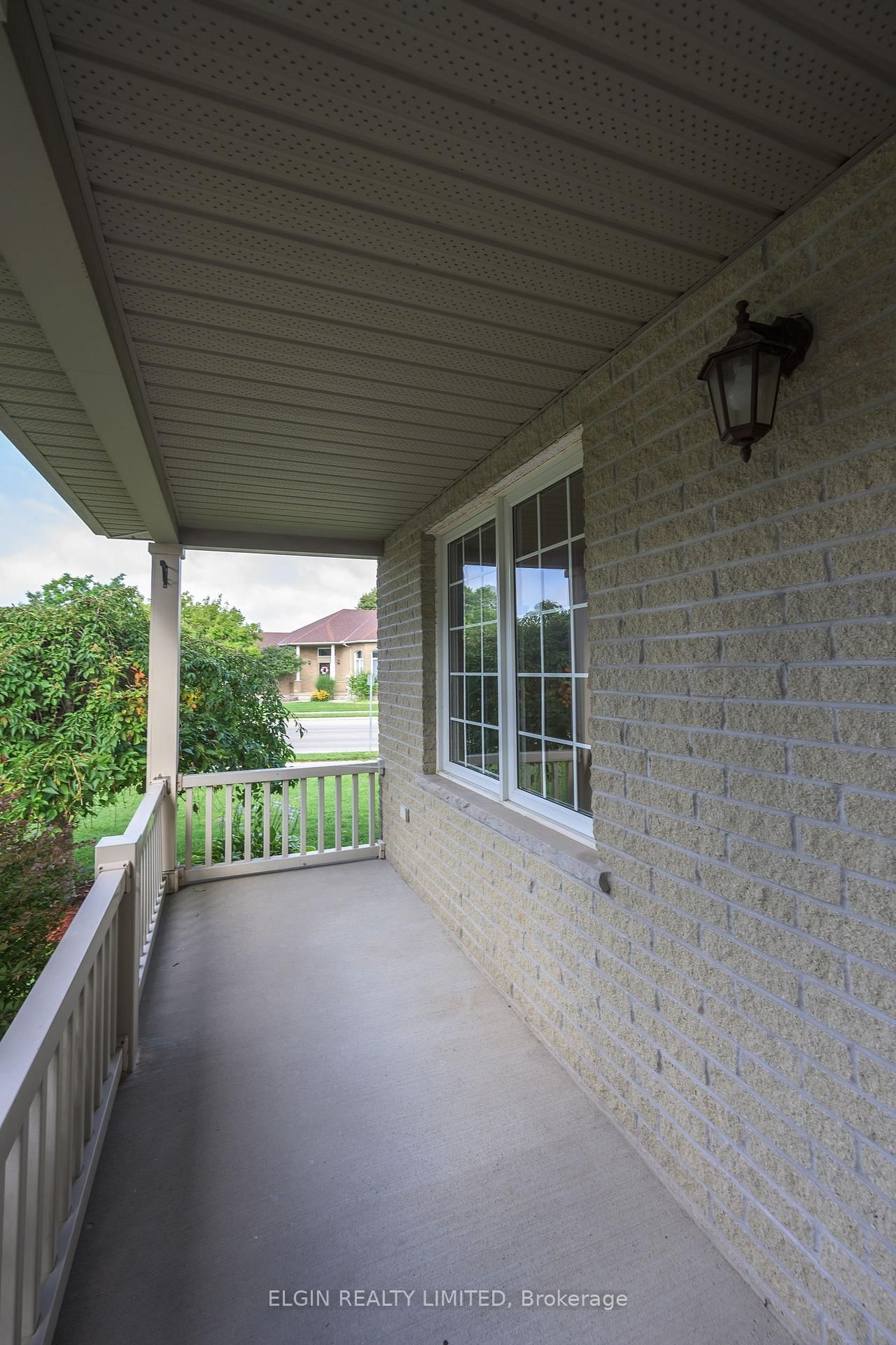 40 SCHREYER Drive • St. Thomas, ON photo 11