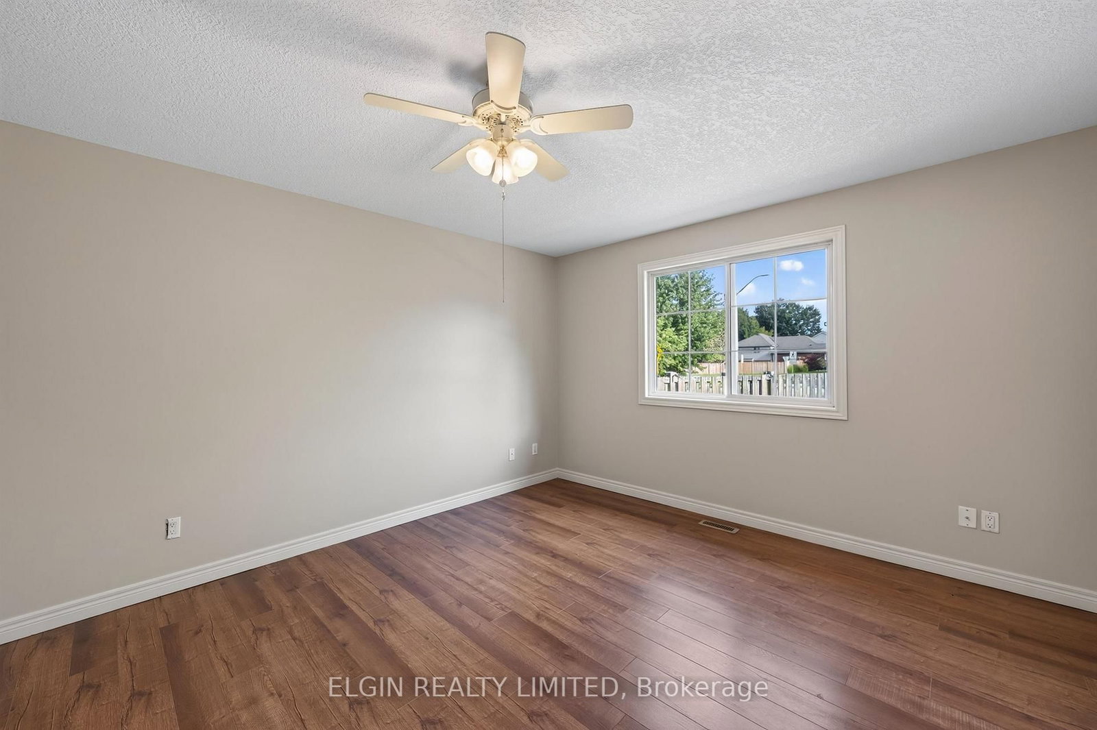 40 SCHREYER Drive • St. Thomas, ON photo 17