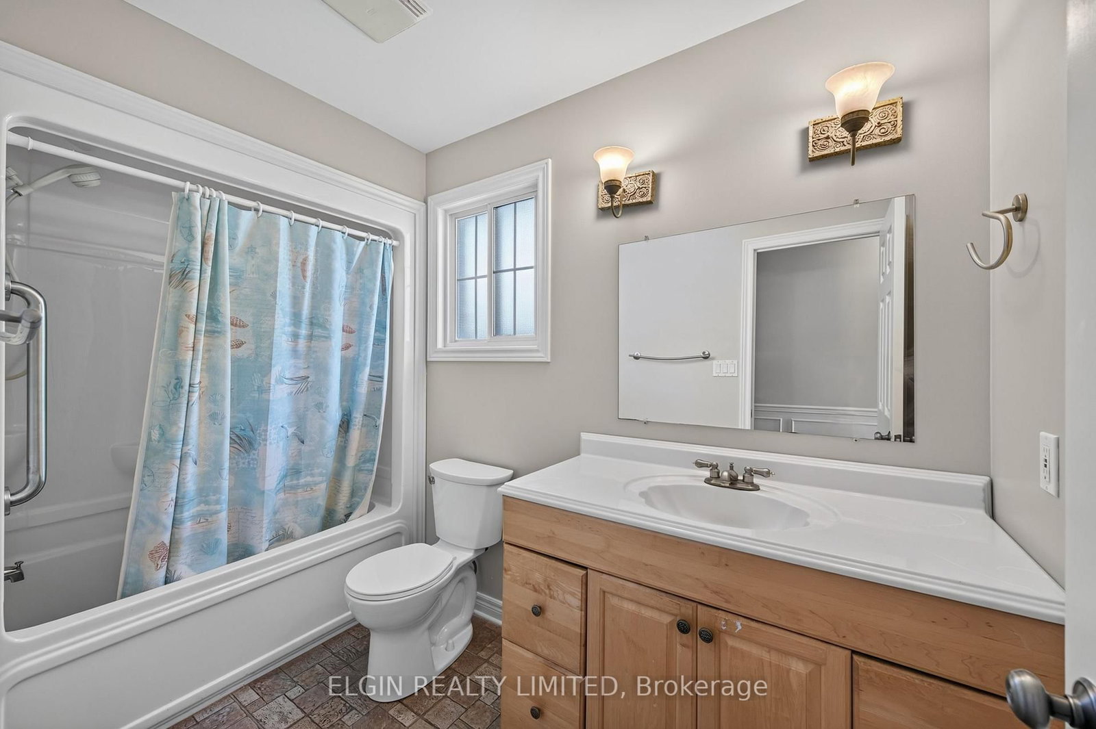 40 SCHREYER Drive • St. Thomas, ON photo 21