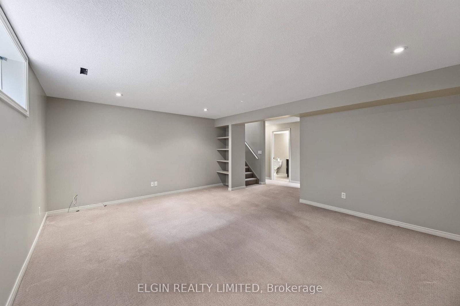 40 SCHREYER Drive • St. Thomas, ON photo 24
