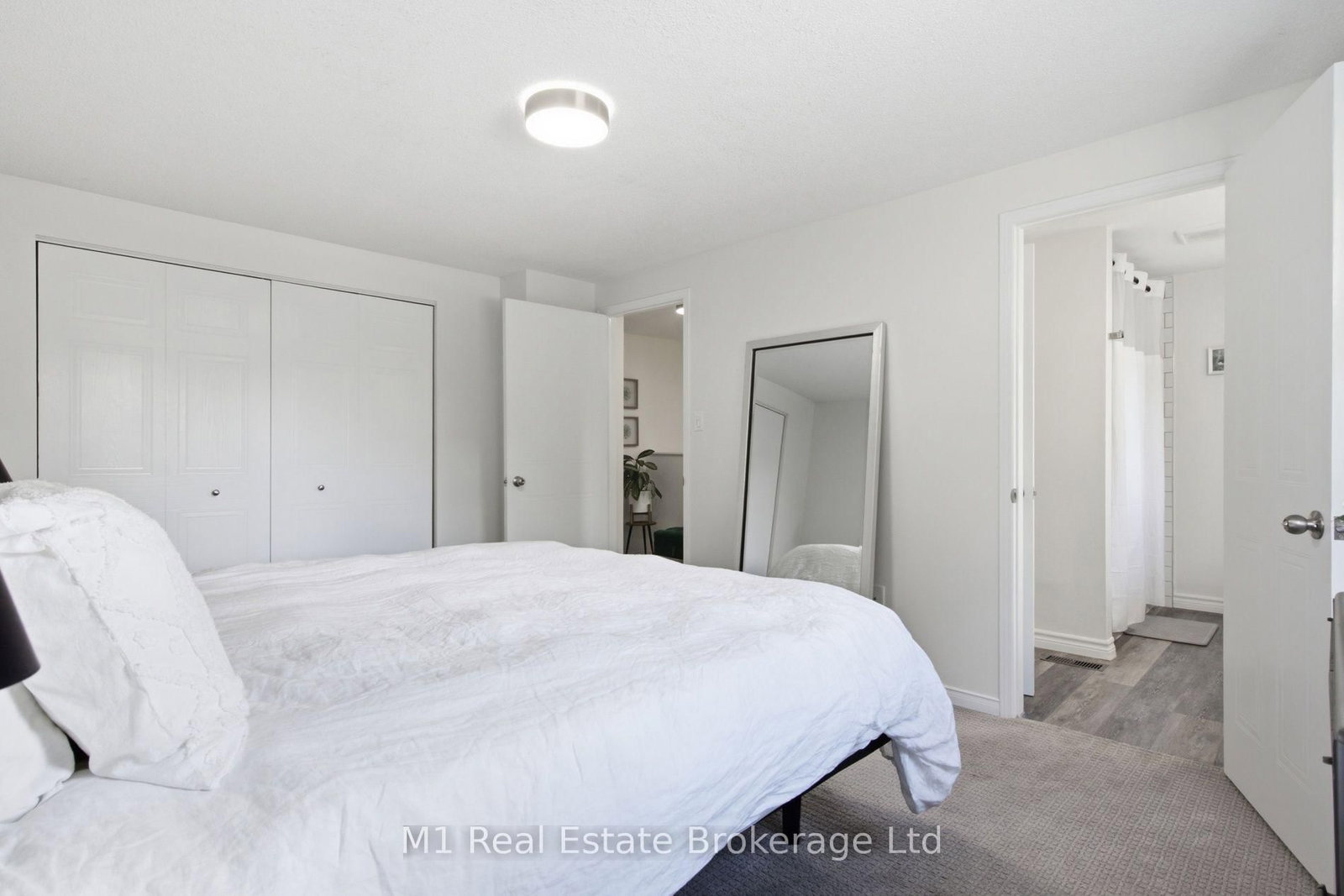 5 Grandridge Crescent • Guelph, ON photo 18