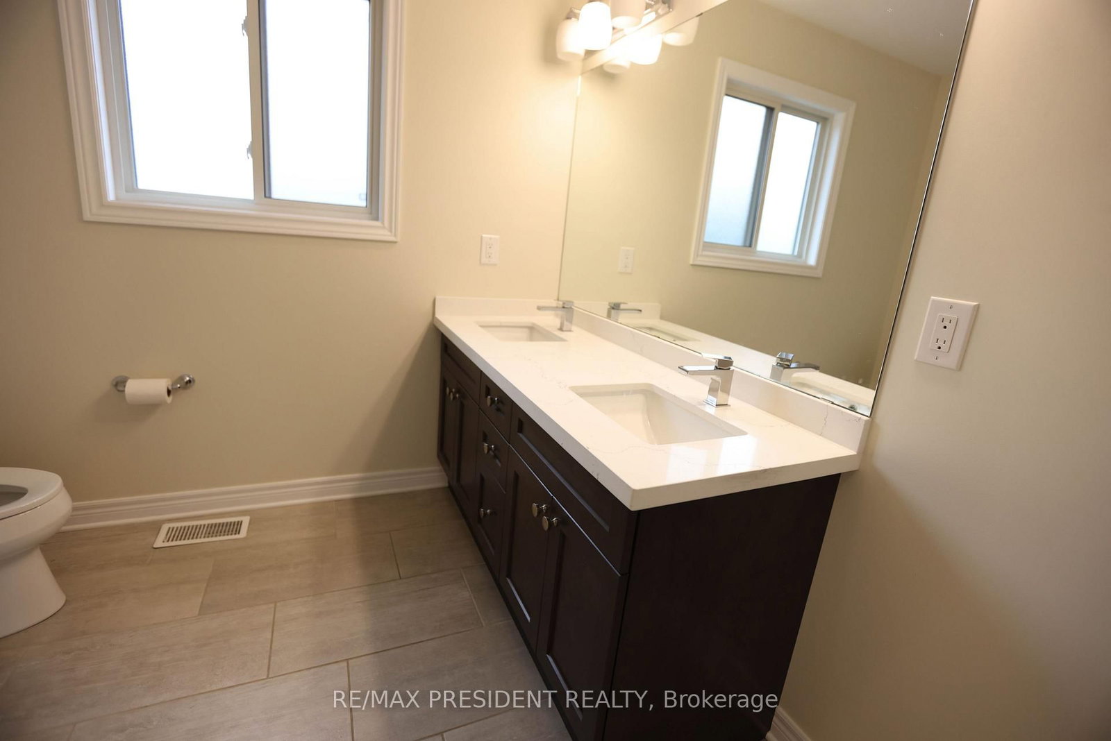 7 Berkshire Drive • St. Catharines, ON photo 21