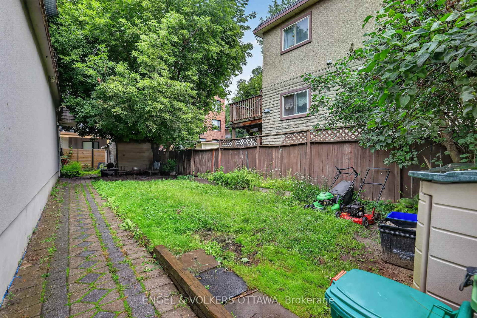 253 Frechette Street • Ottawa, ON photo 4