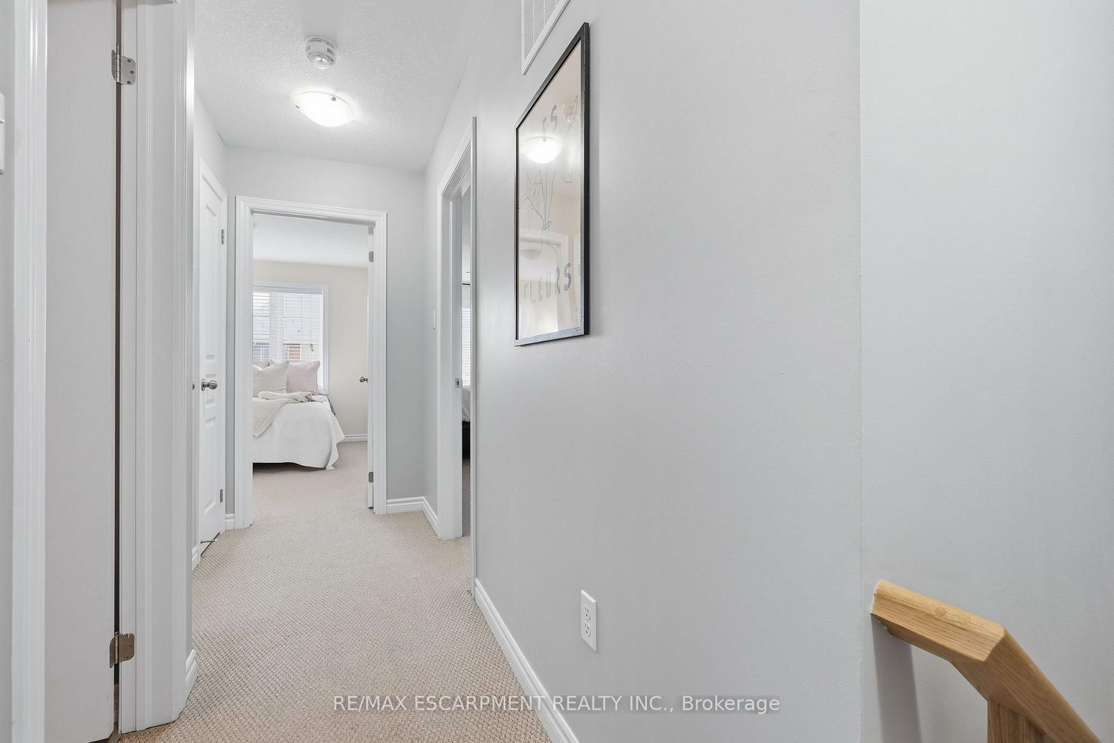 25 Hiscott Drive • Hamilton, ON photo 15
