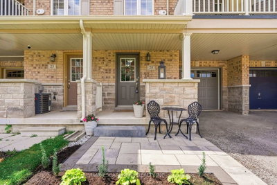 25 Hiscott Drive • Hamilton, ON photo 2