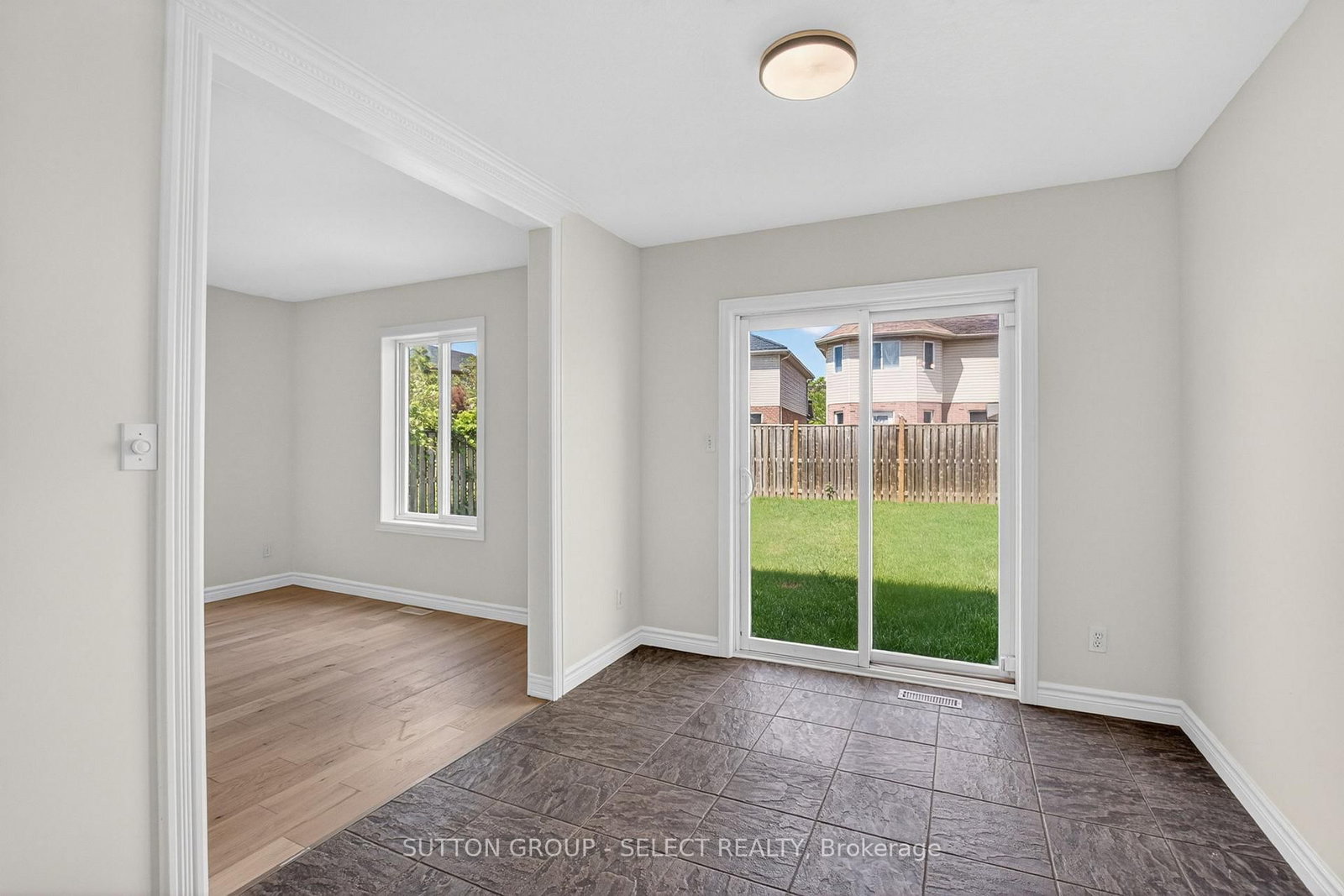 1893 Stackhouse Crescent • London North, ON photo 16