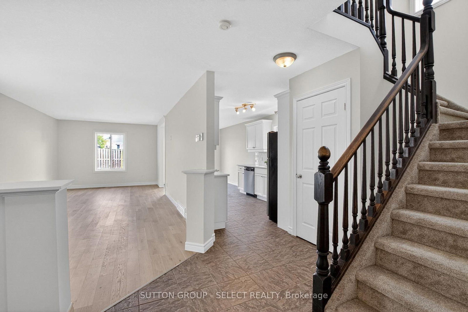 1893 Stackhouse Crescent • London North, ON photo 17