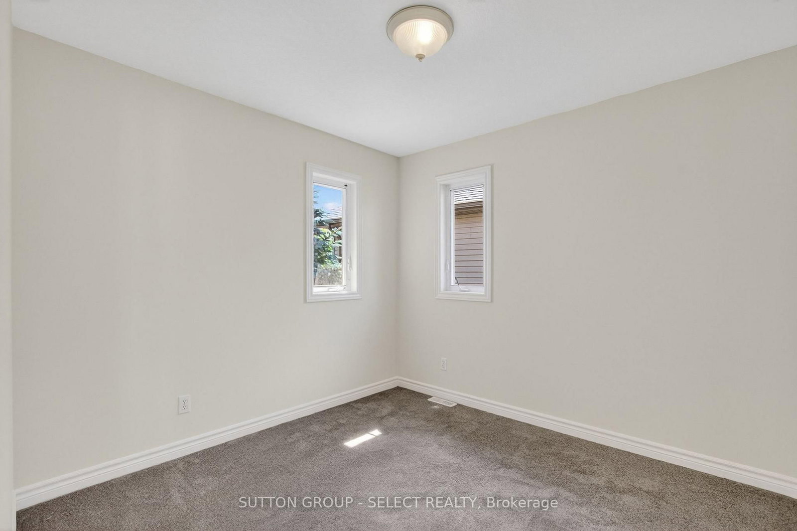 1893 Stackhouse Crescent • London North, ON photo 19