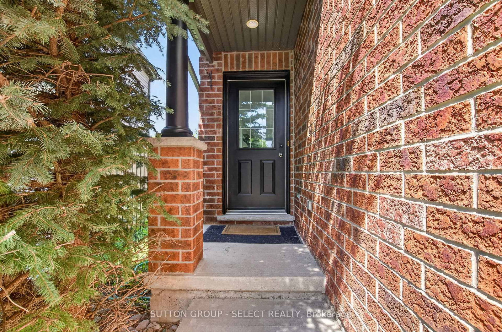 1893 Stackhouse Crescent • London North, ON photo 3
