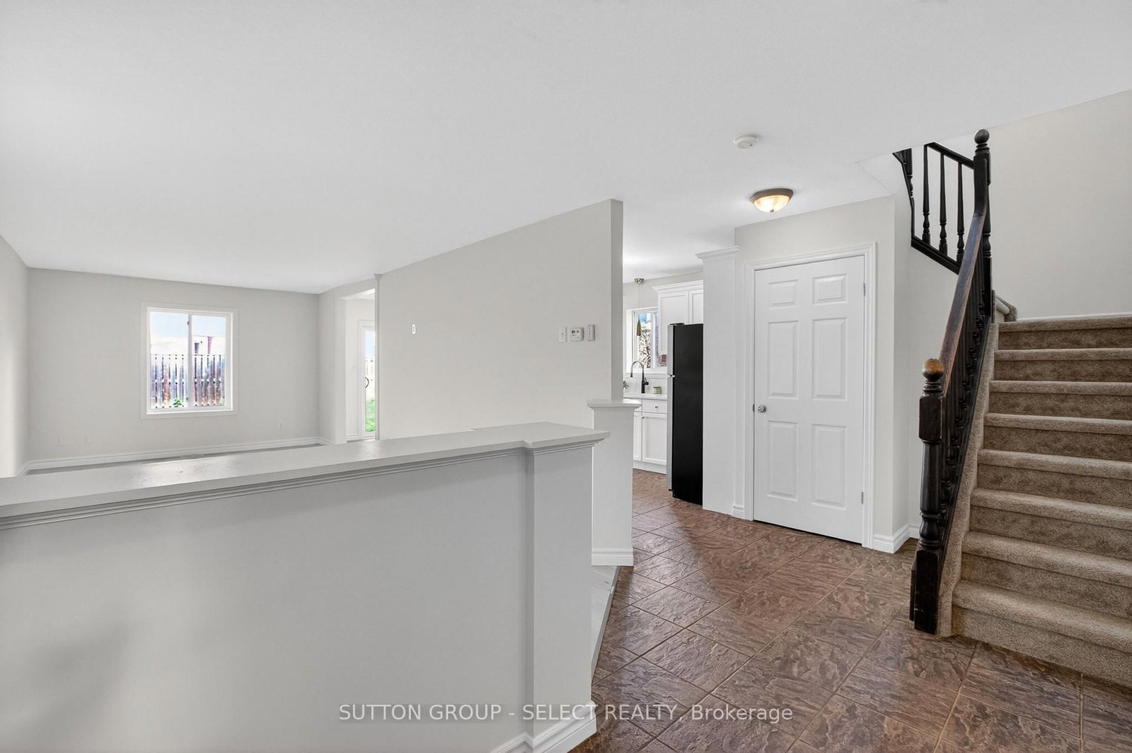 1893 Stackhouse Crescent • London North, ON photo 6