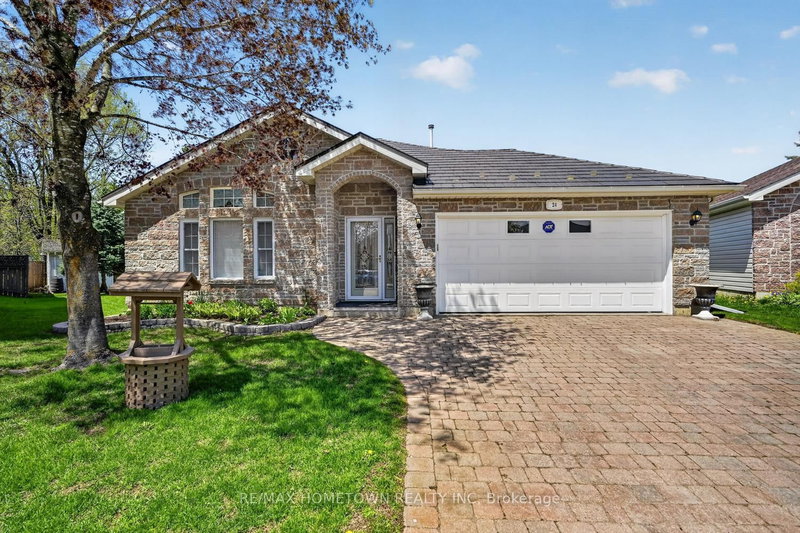 24 Regency Place