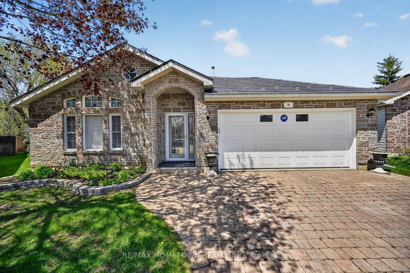 24 Regency Place
