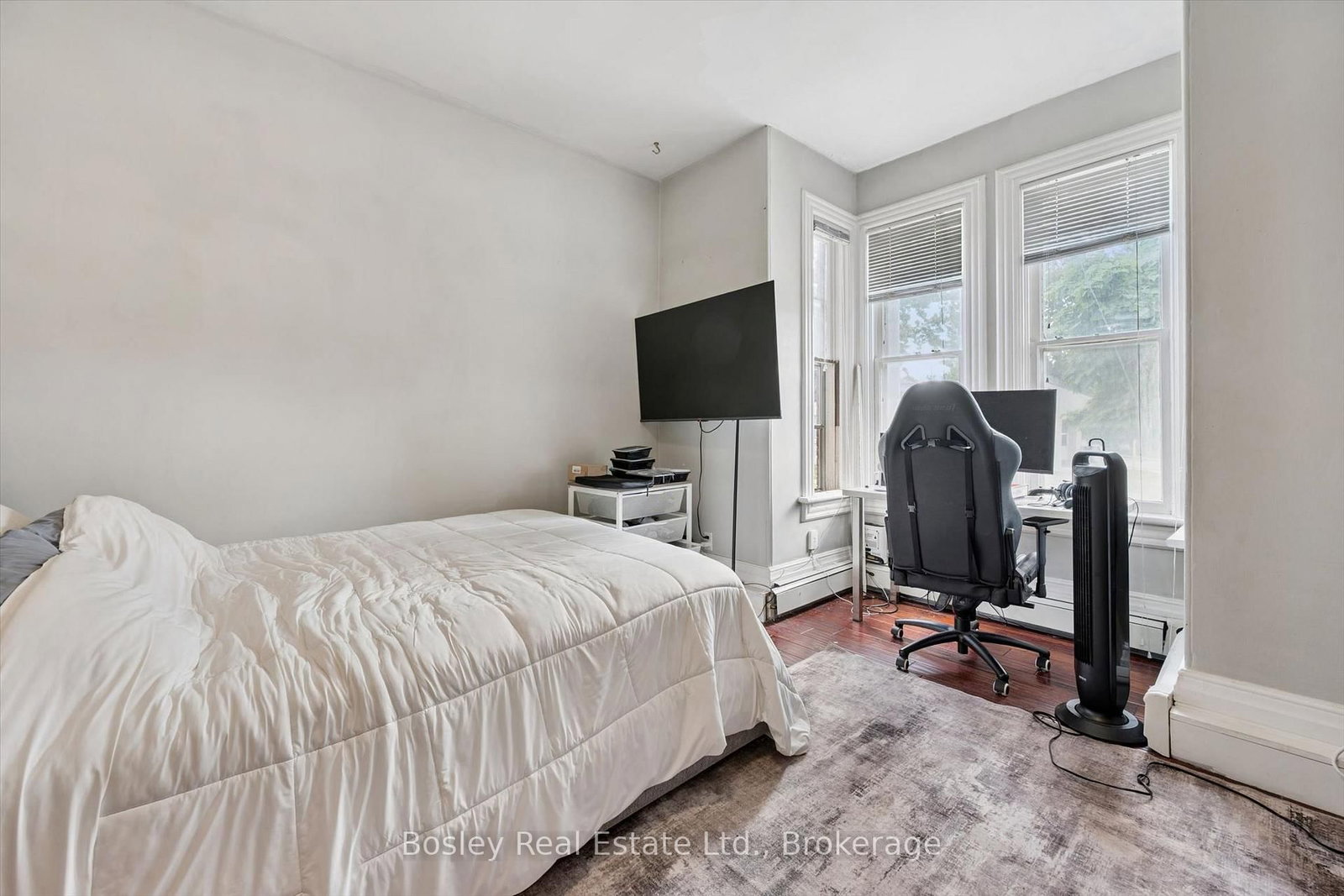 10 Ontario Street • Guelph, ON photo 13