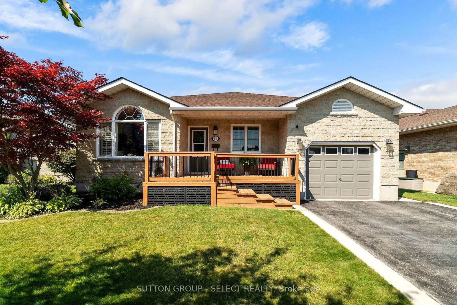 54 Balvina Drive W • Goderich, ON photo 2