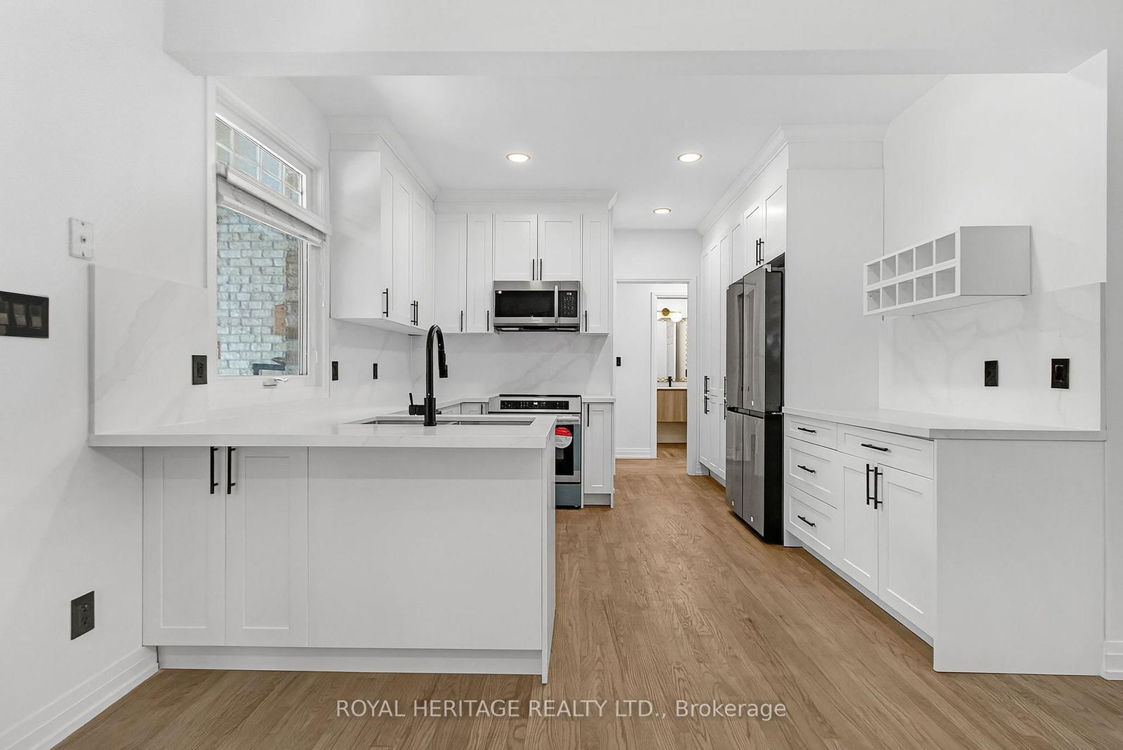 1401 Westdel Bourne Street W • London South, ON photo 13