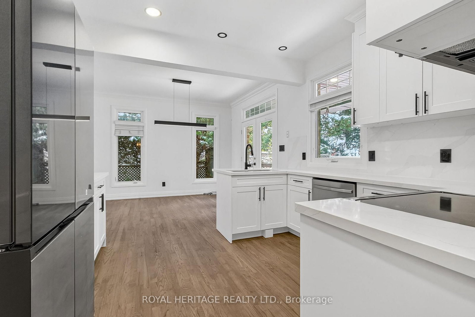 1401 Westdel Bourne Street W • London South, ON photo 14
