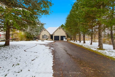 1401 Westdel Bourne Street W • London South, ON photo 2