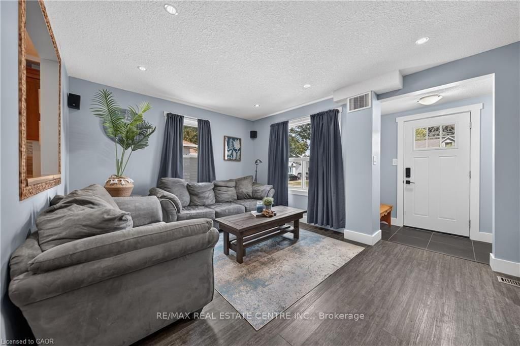 84 Norfolk Avenue • Cambridge, ON photo 10