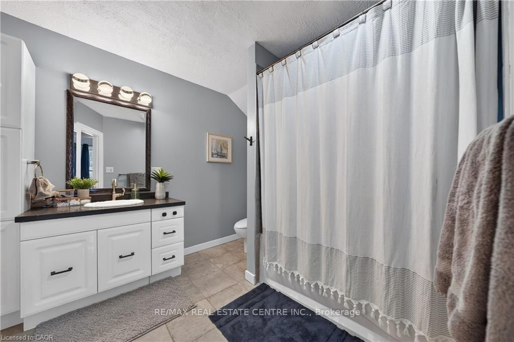 84 Norfolk Avenue • Cambridge, ON photo 34