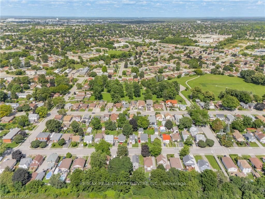 84 Norfolk Avenue • Cambridge, ON photo 49