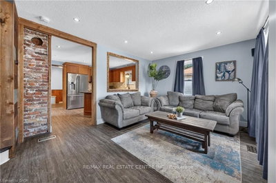 84 Norfolk Avenue • Cambridge, ON photo 8